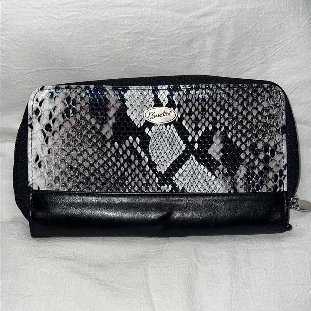 Buxton BLack and Embossed Snakeskin Wallet/Wristlet